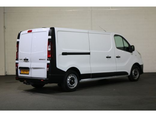 Renault Trafic 1.6 dCi 120pk L2 H1 Airco Trekhaak ActivLease financial lease