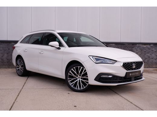 Seat Leon 1.5 eTSI Xcellence M-Hybrid | Elek Trekhaak | Sfeerverl. | LED | Carplay | Camera | Navi | Keyles... ActivLease financial lease