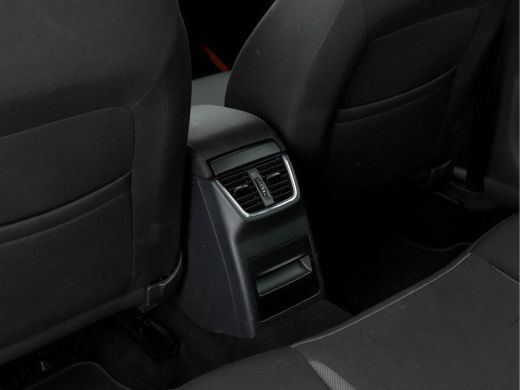 Skoda Octavia 1.0 TSI Greentech Ambition Business (INCL-BTW) Aut.*NAVI-FULLMAP | ECC | PARKPILOT | CRUISE  | AM... ActivLease financial lease