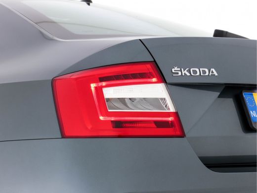 Skoda Octavia 1.0 TSI Greentech Ambition Business (INCL-BTW) Aut.*NAVI-FULLMAP | ECC | PARKPILOT | CRUISE  | AM... ActivLease financial lease