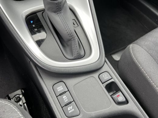 Toyota Yaris 1.5 Hybrid Active ActivLease financial lease