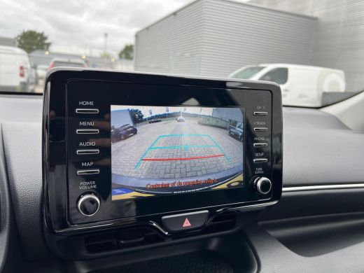 Toyota Yaris 1.5 Hybrid Active ActivLease financial lease