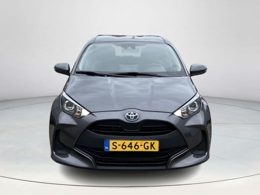 Toyota Yaris 1.5 Hybrid Active ActivLease financial lease