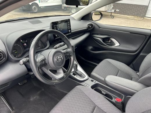 Toyota Yaris 1.5 Hybrid Active ActivLease financial lease
