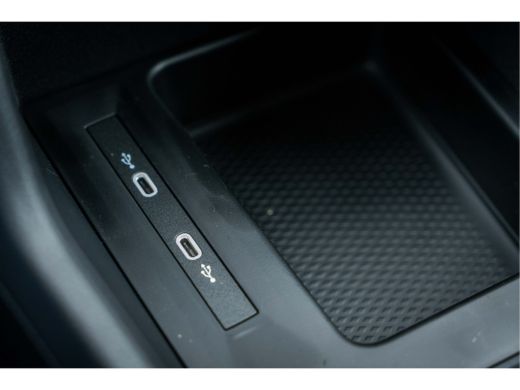 Volkswagen Caddy Caddy Comfort | Digitaal Dashboard | Apple Carplay / Android Auto |  Trekhaak | Parkeersensoren |... ActivLease financial lease