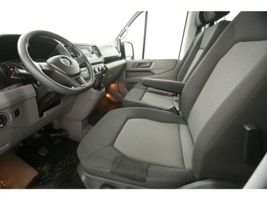 Volkswagen Crafter 35 2.0 TDI L3H2 140PK | Dubbele Cabine | 6 Persoons | Airco Parkeersensoren Trekhaak ActivLease financial lease