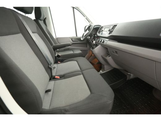 Volkswagen Crafter 35 2.0 TDI L3H2 140PK | Dubbele Cabine | 6 Persoons | Airco Parkeersensoren Trekhaak ActivLease financial lease