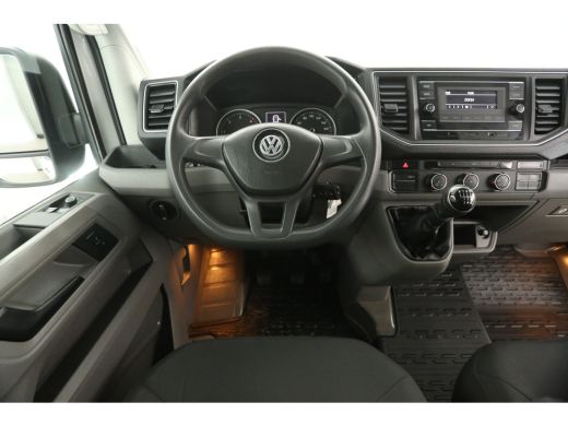 Volkswagen Crafter 35 2.0 TDI L3H2 140PK | Dubbele Cabine | 6 Persoons | Airco Parkeersensoren Trekhaak ActivLease financial lease
