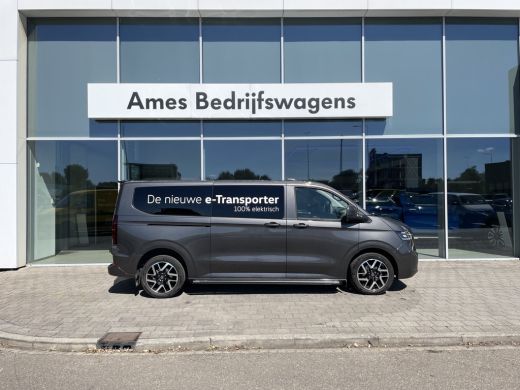 Volkswagen e-Transporter 32 L2H1 Style 64 kWh | 286 PK | Trekhaak | Camera | IQ light | ACC | App connect | Styling pakket ActivLease financial lease