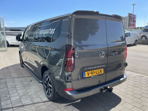 Volkswagen e-Transporter 32 L2H1 Style 64 kWh | 286 PK | Trekhaak | Camera | IQ light | ACC | App connect | Styling pakket ActivLease financial lease
