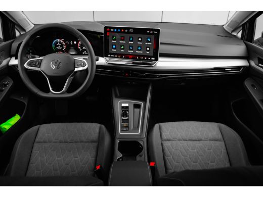 Volkswagen Golf Life Edition eHybrid | 'App-Connect' draadloze smartphone integratie | Achterbank in ongelijke de... ActivLease financial lease