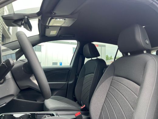 Volkswagen ID.3 Pro Business Inclusief €2000,- inruilvoordeel | Achterlichten LED, luxe uitgevoerd incl. dynamisc... ActivLease financial lease