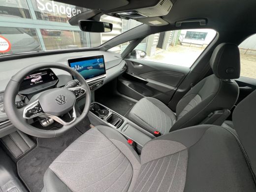 Volkswagen ID.3 Pro Business Inclusief €2000,- inruilvoordeel | Achterlichten LED, luxe uitgevoerd incl. dynamisc... ActivLease financial lease