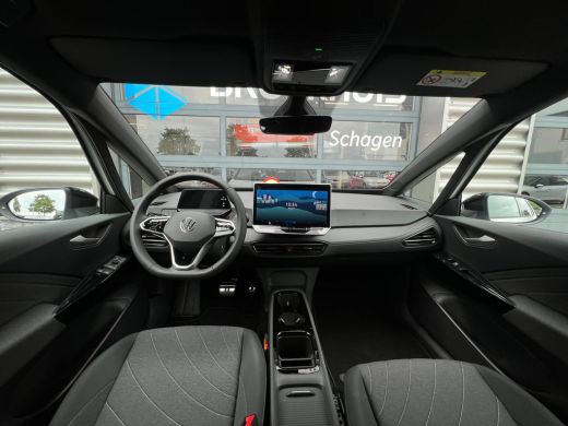 Volkswagen ID.3 Pro Business Inclusief €2000,- inruilvoordeel | Achterlichten LED, luxe uitgevoerd incl. dynamisc... ActivLease financial lease