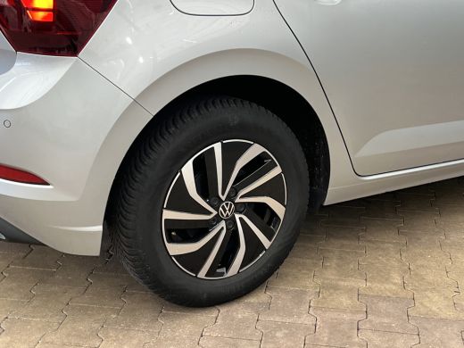 Volkswagen Polo 1.0 TSI Life Cruise | Airco | 15" Lichtmetaal | All-Season | Virtueel Dashboard | Carplay | Airco... ActivLease financial lease