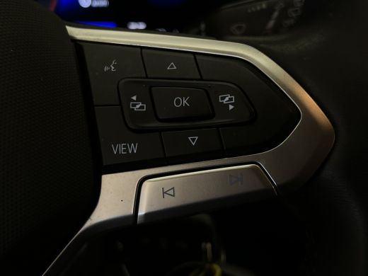 Volkswagen Polo 1.0 TSI Life Cruise | Airco | 15" Lichtmetaal | All-Season | Virtueel Dashboard | Carplay | Airco... ActivLease financial lease