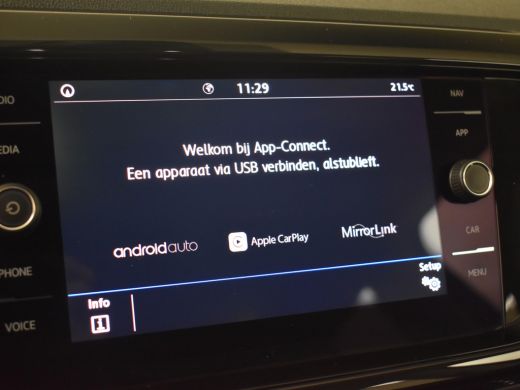 Volkswagen T-Cross 1.0 TSI Style 116pk Navigatie | Trekhaak | App connect | Adaptief cruise control | Dodehoekdetect... ActivLease financial lease