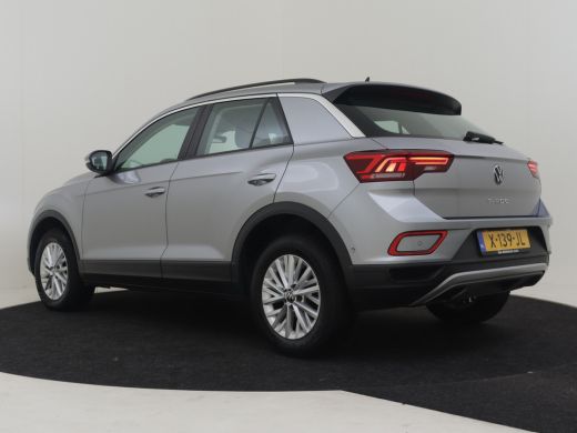 Volkswagen T-Roc 1.5 TSI Life 150pk DSG/AUTO Dodehoekdetectie | Navigatie via de app | Park assit | Parkeersensore... ActivLease financial lease