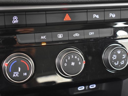 Volkswagen T-Roc 1.5 TSI Life 150pk DSG/AUTO Dodehoekdetectie | Navigatie via de app | Park assit | Parkeersensore... ActivLease financial lease