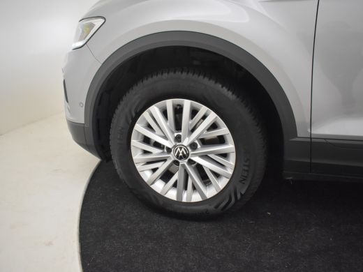 Volkswagen T-Roc 1.5 TSI Life 150pk DSG/AUTO Dodehoekdetectie | Navigatie via de app | Park assit | Parkeersensore... ActivLease financial lease