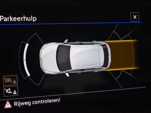 Volkswagen T-Roc 1.5 TSI Life 150pk DSG/AUTO Dodehoekdetectie | Navigatie via de app | Park assit | Parkeersensore... ActivLease financial lease
