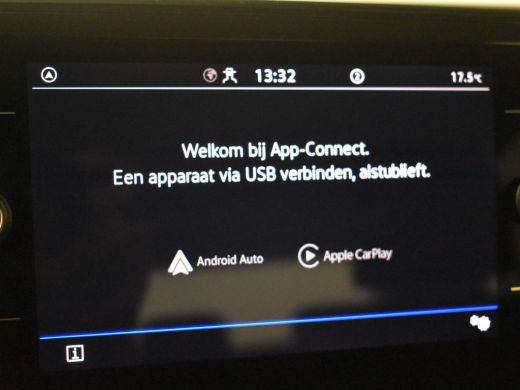 Volkswagen T-Roc 1.5 TSI Life 150pk DSG/AUTO Dodehoekdetectie | Navigatie via de app | Park assit | Parkeersensore... ActivLease financial lease