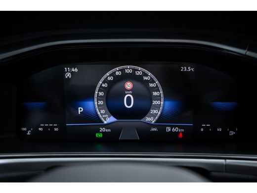 Volkswagen T-Roc Life Edition Inclusief €2000,- inruilvoordeel | 'App-Connect' draadloze smartphone integratie | '... ActivLease financial lease