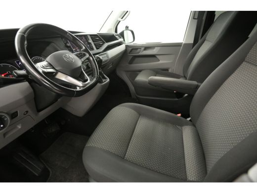 Volkswagen Transporter 2.0 TDI L2H1 | 150PK | DC | 5 Persoons | DSG Automaat | Airco | Camera | Carplay | Cruise | Navig... ActivLease financial lease