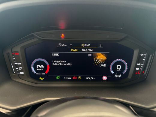 Audi A1 Sportback Sportback 25 95pk TFSI Cruise Control / Hill Hold / Stoel Verwarming ActivLease financial lease
