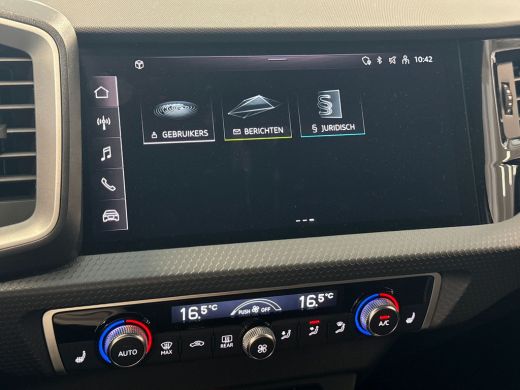 Audi A1 Sportback Sportback 25 95pk TFSI Cruise Control / Hill Hold / Stoel Verwarming ActivLease financial lease