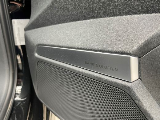 Audi A3 Limousine 35 TFSI S edition | 19 inch velgen | Camera achter | Adaptieve cruise control | Optiek ... ActivLease financial lease