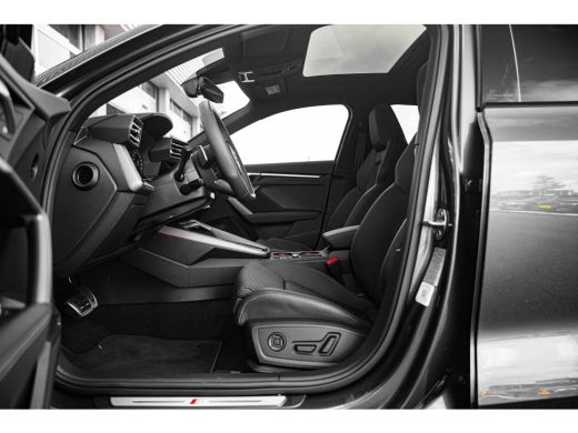 Audi A3 Sportback 40 TFSI e S edition | Panoramadak | Keyless | Matrix | ActivLease financial lease