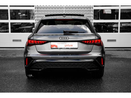 Audi A3 Sportback 40 TFSI e S edition | Panoramadak | Keyless | Matrix | ActivLease financial lease