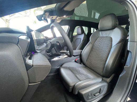 Audi A6 Avant e-tron Avant e-tron S edition performance 100 kWh | Panoramadak | 21 inch velgen | Bang & Olufsen | Head... ActivLease financial lease