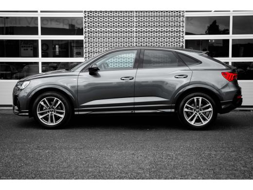 Audi Q3 35 TFSI S Edition Competition | Trekhaak | Assistentiepakket | 19" | ActivLease financial lease