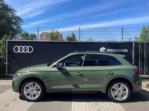Audi Q5 50 TFSI e S- edition | Panoramadak | Adaptieve cruise control | 20 inch | Trekhaak | Dode hoek ca... ActivLease financial lease