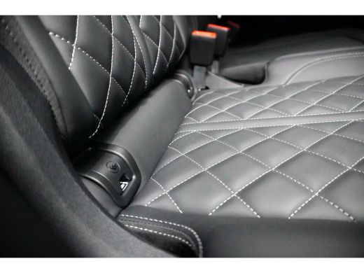 Audi Q8 60 TFSI e quattro Pro Line S Competition | Carbon pakket | Luchtvering | Trekhaak | Sportstoelen ... ActivLease financial lease