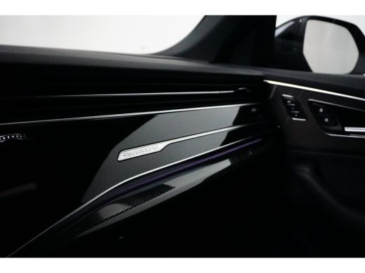 Audi Q8 60 TFSI e quattro Pro Line S Competition | Carbon pakket | Luchtvering | Trekhaak | Sportstoelen ... ActivLease financial lease