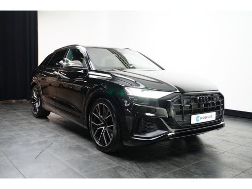 Audi Q8 60 TFSI e quattro Pro Line S Competition | Carbon pakket | Luchtvering | Trekhaak | Sportstoelen ... ActivLease financial lease