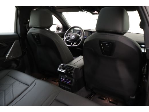 BMW 5 Serie 530e M Sport Automaat / Panoramadak / Stoelventilatie / Parking Assistant Professional / Comfort ... ActivLease financial lease