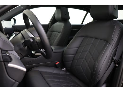 BMW 5 Serie 530e M Sport Automaat / Panoramadak / Stoelventilatie / Parking Assistant Professional / Comfort ... ActivLease financial lease