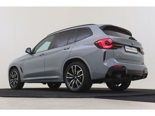 BMW X3 xDrive30e High Executive M Sport Automaat / Trekhaak / Sportstoelen / Achteruitrijcamera / LED / ... ActivLease financial lease