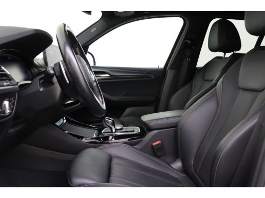 BMW X3 xDrive30e High Executive M Sport Automaat / Trekhaak / Sportstoelen / Achteruitrijcamera / LED / ... ActivLease financial lease