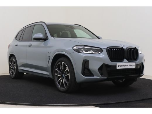 BMW X3 xDrive30e High Executive M Sport Automaat / Trekhaak / Sportstoelen / Achteruitrijcamera / LED / ... ActivLease financial lease
