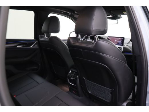 BMW X3 xDrive30e High Executive M Sport Automaat / Trekhaak / Sportstoelen / Achteruitrijcamera / LED / ... ActivLease financial lease