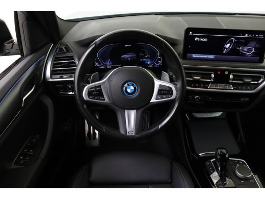 BMW X3 xDrive30e High Executive M Sport Automaat / Trekhaak / Sportstoelen / Achteruitrijcamera / LED / ... ActivLease financial lease