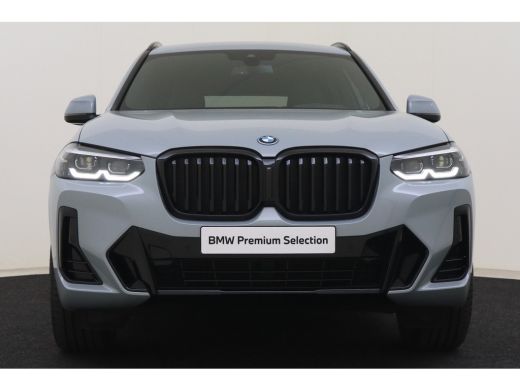 BMW X3 xDrive30e High Executive M Sport Automaat / Trekhaak / Sportstoelen / Achteruitrijcamera / LED / ... ActivLease financial lease