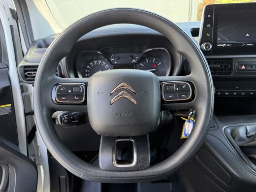 Citroën Berlingo 1.5 BlueHDI 102 PK / L2H1 / 1e EIG. / IMPERIAAL / TREKHAAK / INRICHTING / AIRCO / CRUISE / CAMERA ActivLease financial lease