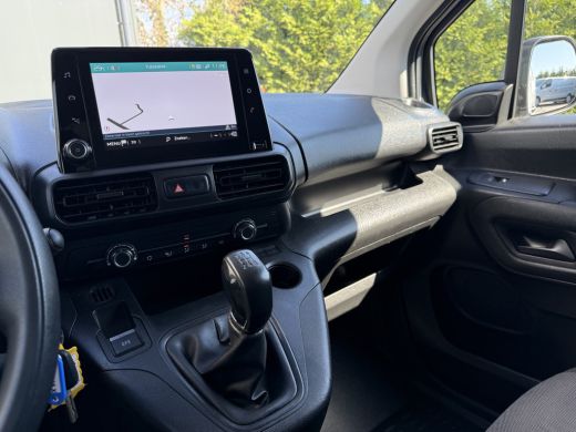 Citroën Berlingo 1.5 BlueHDI 102 PK / L2H1 / 1e EIG. / IMPERIAAL / TREKHAAK / INRICHTING / AIRCO / CRUISE / CAMERA ActivLease financial lease