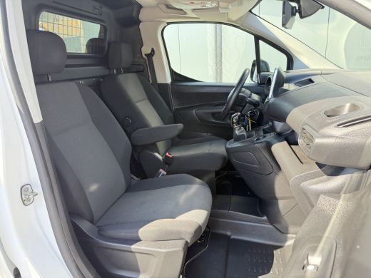 Citroën Berlingo 1.5 BlueHDI 102 PK / L2H1 / 1e EIG. / IMPERIAAL / TREKHAAK / INRICHTING / AIRCO / CRUISE / CAMERA ActivLease financial lease
